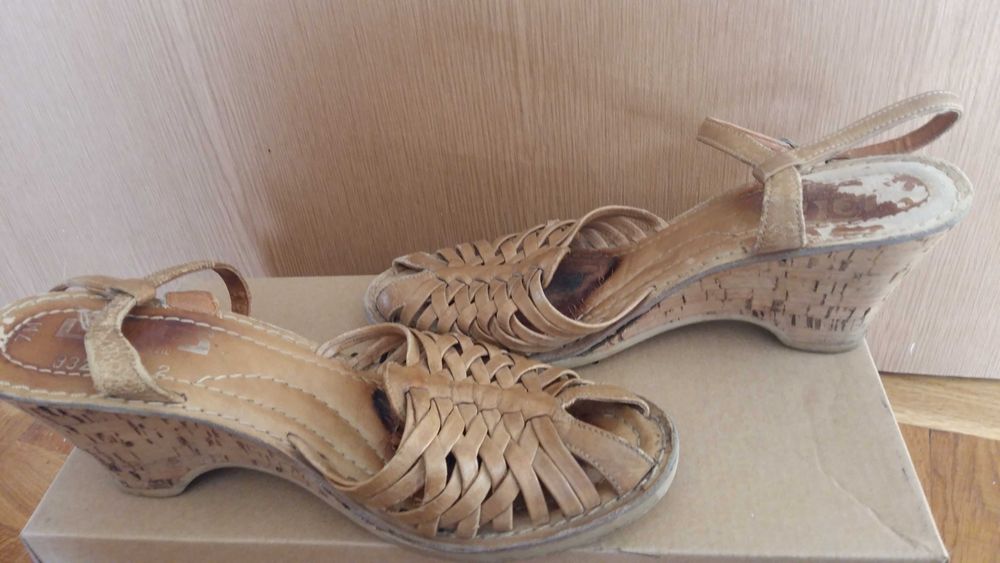 Sandałki,sandały skórzane na koturnie brazylijskie. Rozmiar 36
