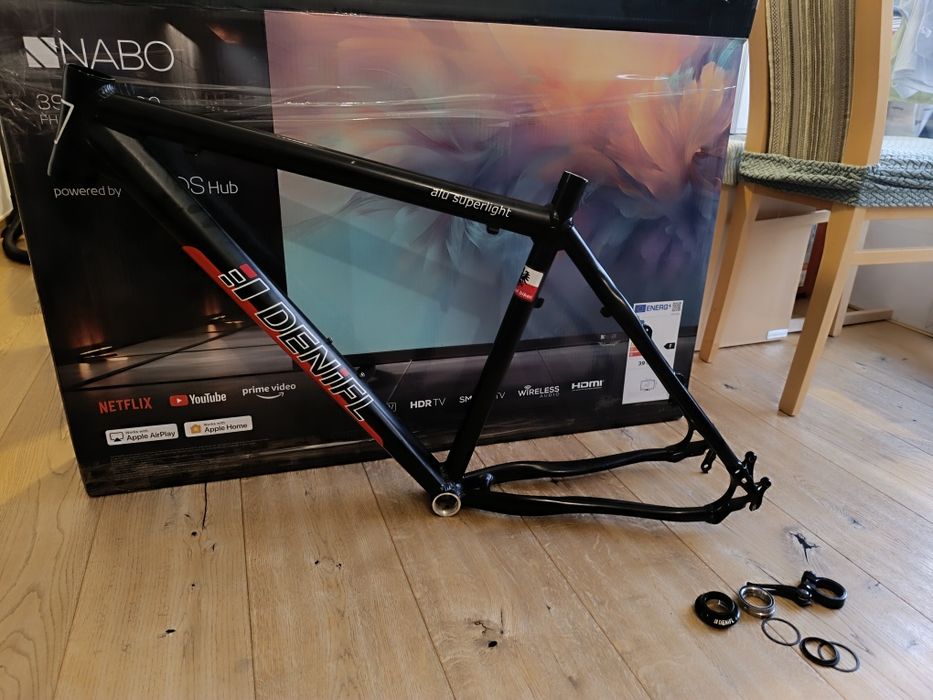 Легкая гоночная рама 26" L (19") Alu Superlight. Уровень Trek 8900