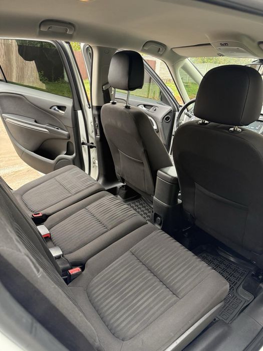 Прода Opel Zafira 2017 2.0d