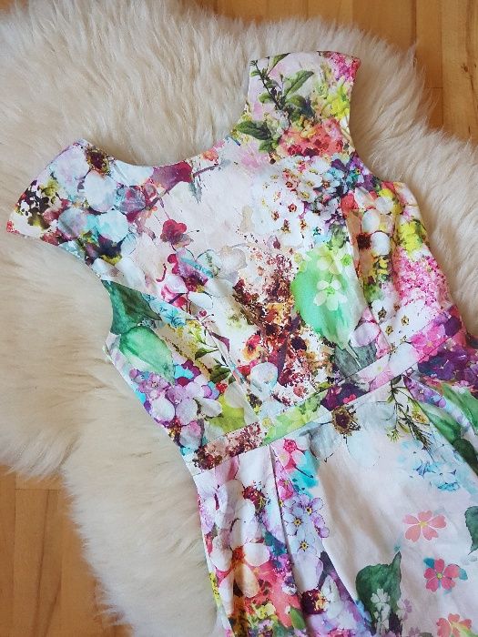 Sukienka w kwiaty River Island Tulipan Wesele 36