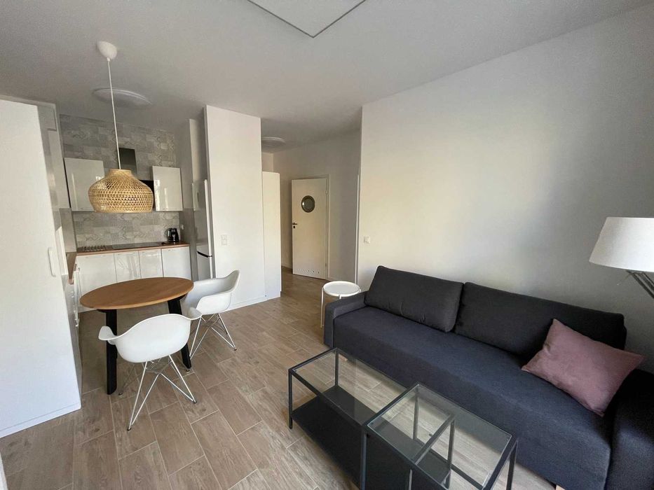 kameralny apartamentowiec_czynsz w cenie_garaż_duża loggia