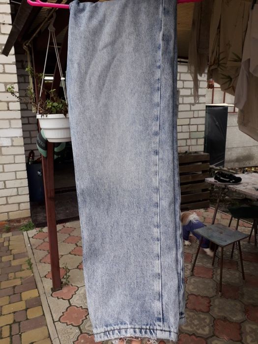 Джинсы на хлопця