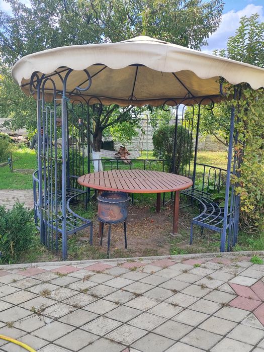 Продається 2поверховий будинок в Мерефі