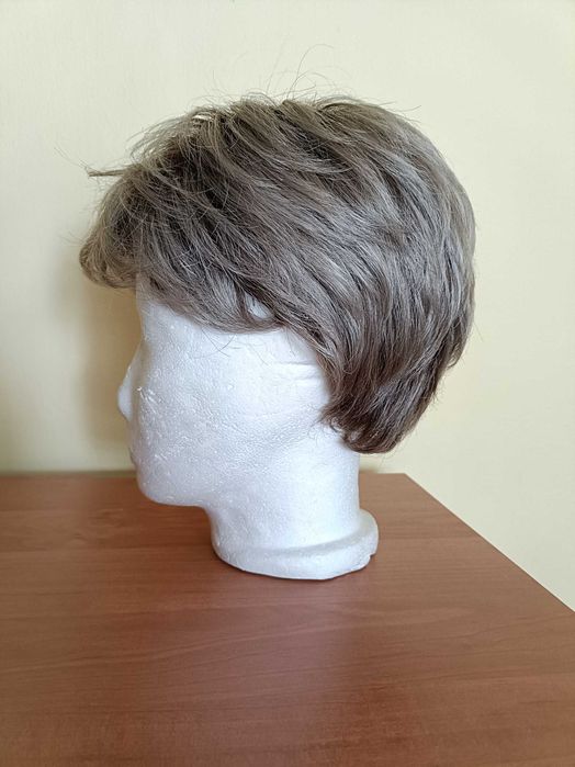 Sprzedam perukę damską firmy NAH