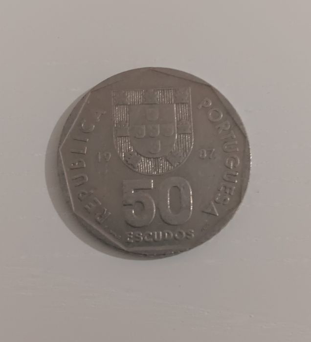 Lote Ref. 5: Moeda 50 escudos de 1988