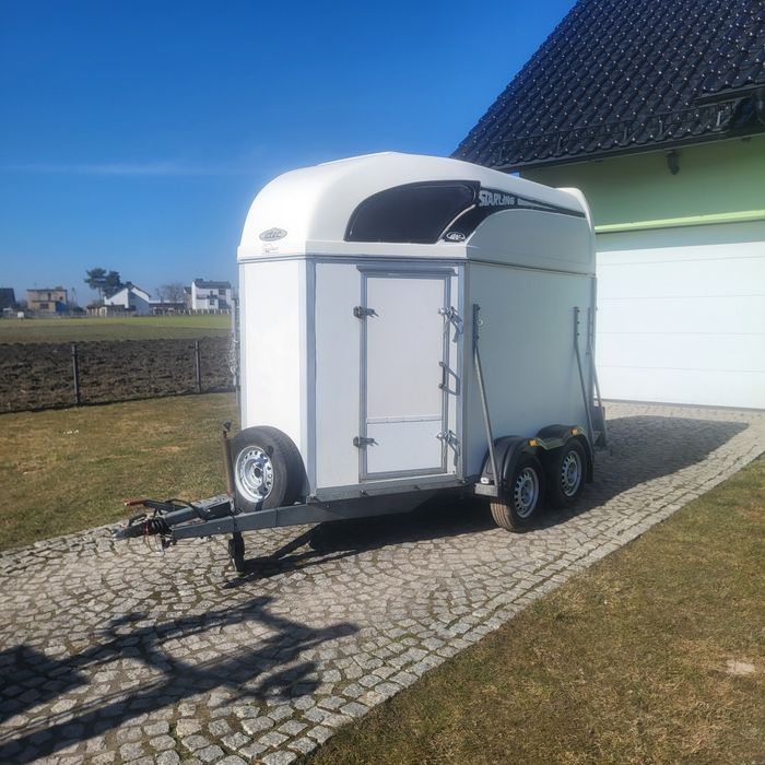 Przyczepa do przewozu koni zwierząt dmc 1300kg/1100 kg na kategorie B