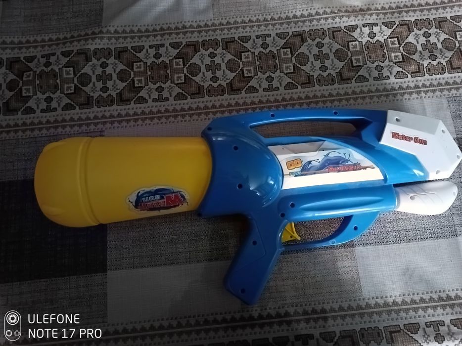 Пістолет водяний