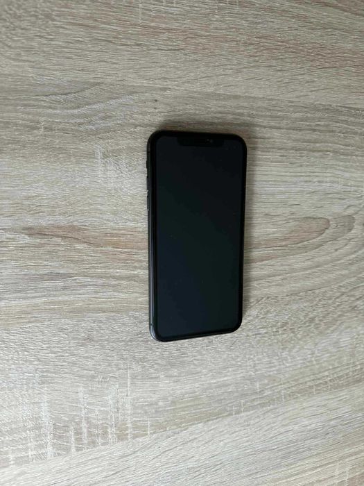 Sprzedam iPhone’a 11 – telefon, który nadal daje radę