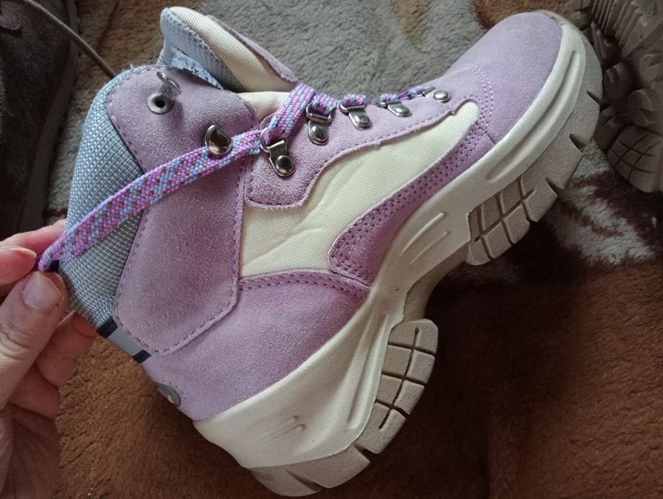 Buty trekkingowe bewear wiązane