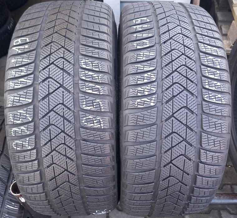 235/40/19 Pirelli SottoZero 3 96V