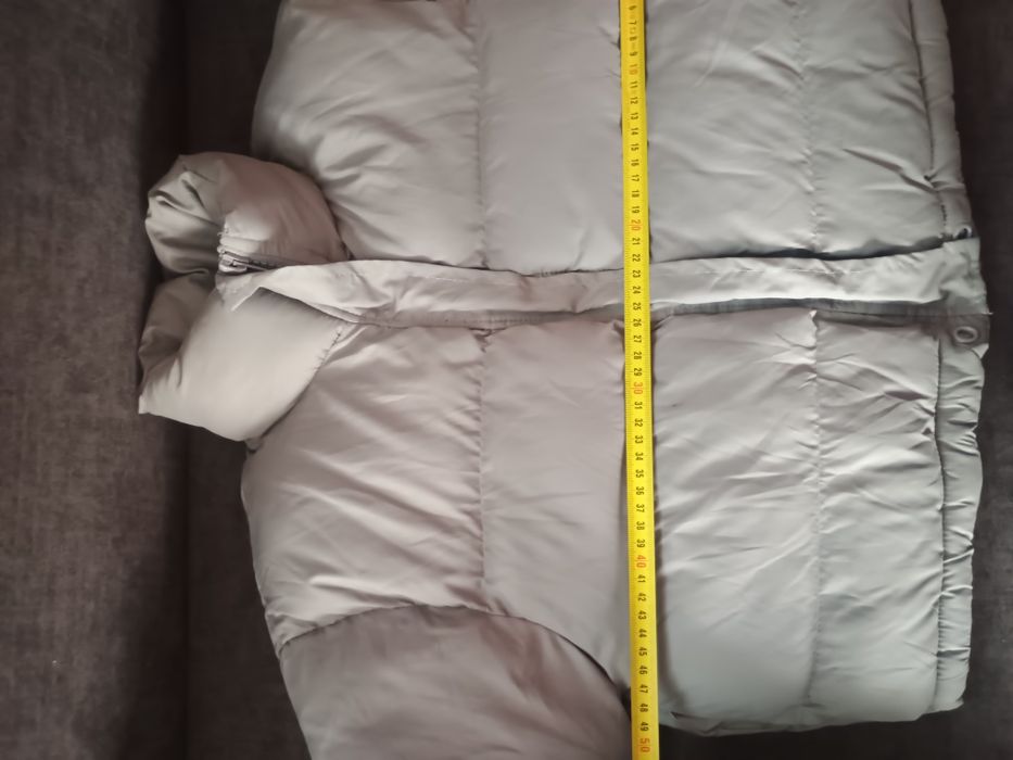 Продам женскую куртку на подростка