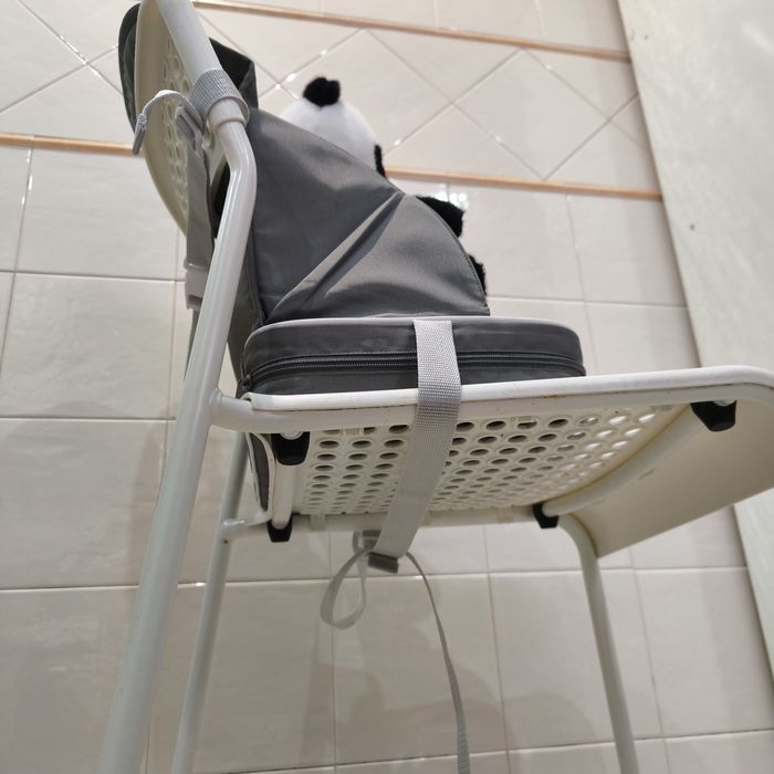 Assento elevatório portátil bebé com cintos