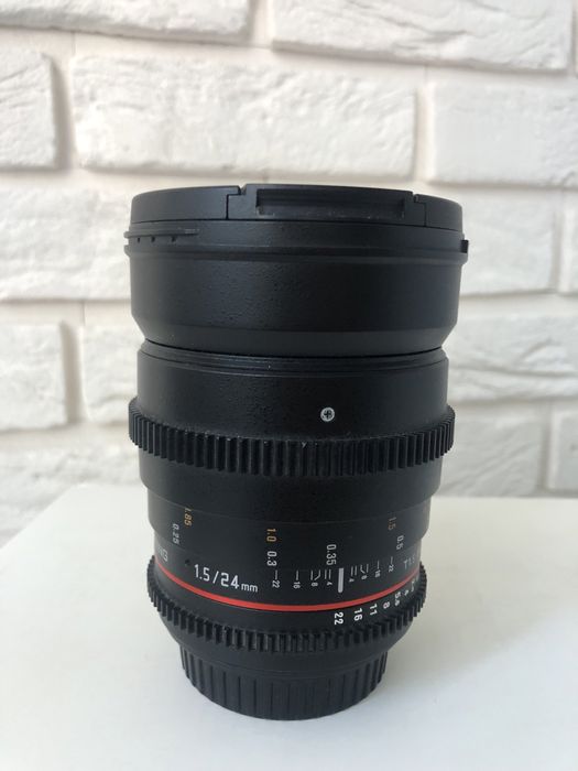 Samyang 24mm 1.5 Canon