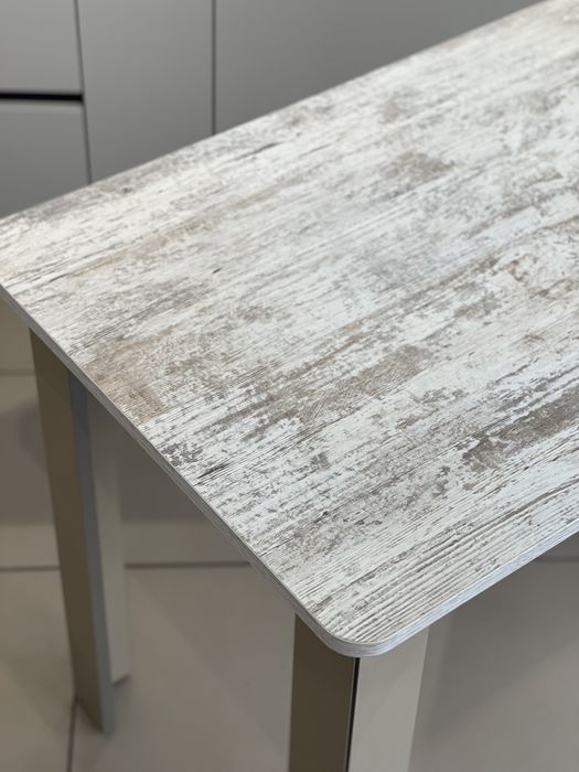 Стол/стол на кухню/столик/недорогой столик