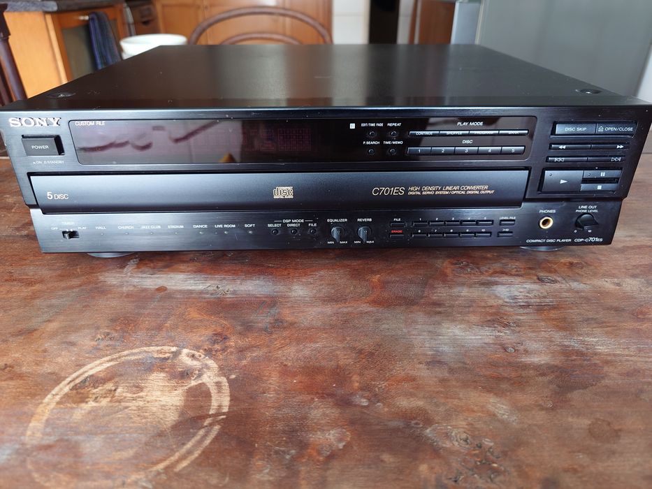 Carrossel Sony CDP-C701ES