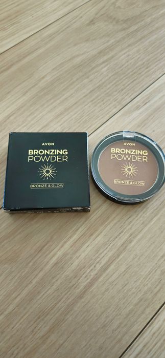Puder Avon Bronzing Powder