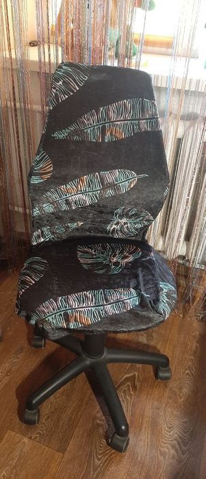 Крісло учнівське,компютерне,стілець