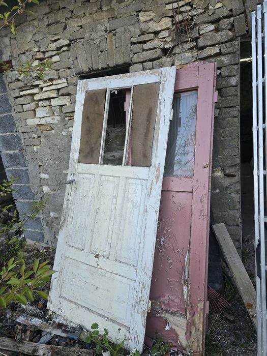 Dzwi z PRL oddam za darmo