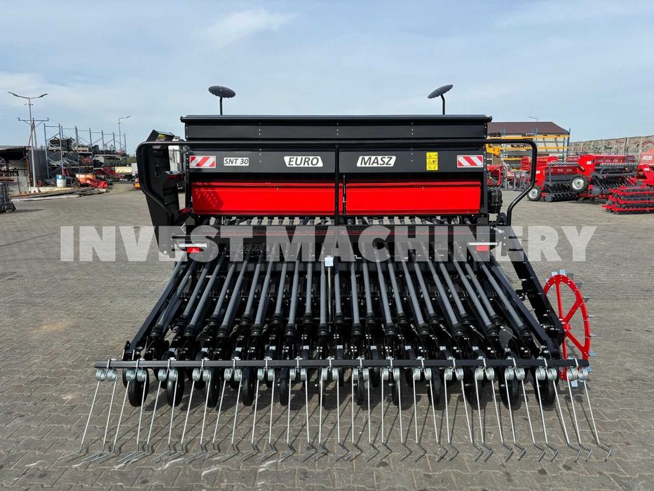 Agregat uprawowo-siewny EURO-MASZ nabudowany brona siewnik BEZORKOWIEC