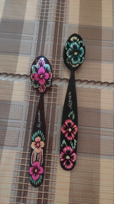 Продам ложки деревянные.