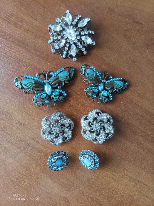 Антикварні брошки