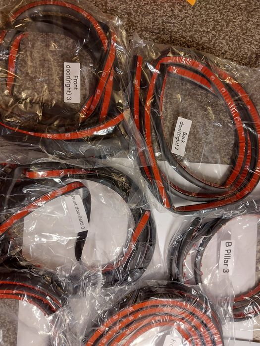 NOWY Uniwersalny Zestaw uszczelek samochodowych