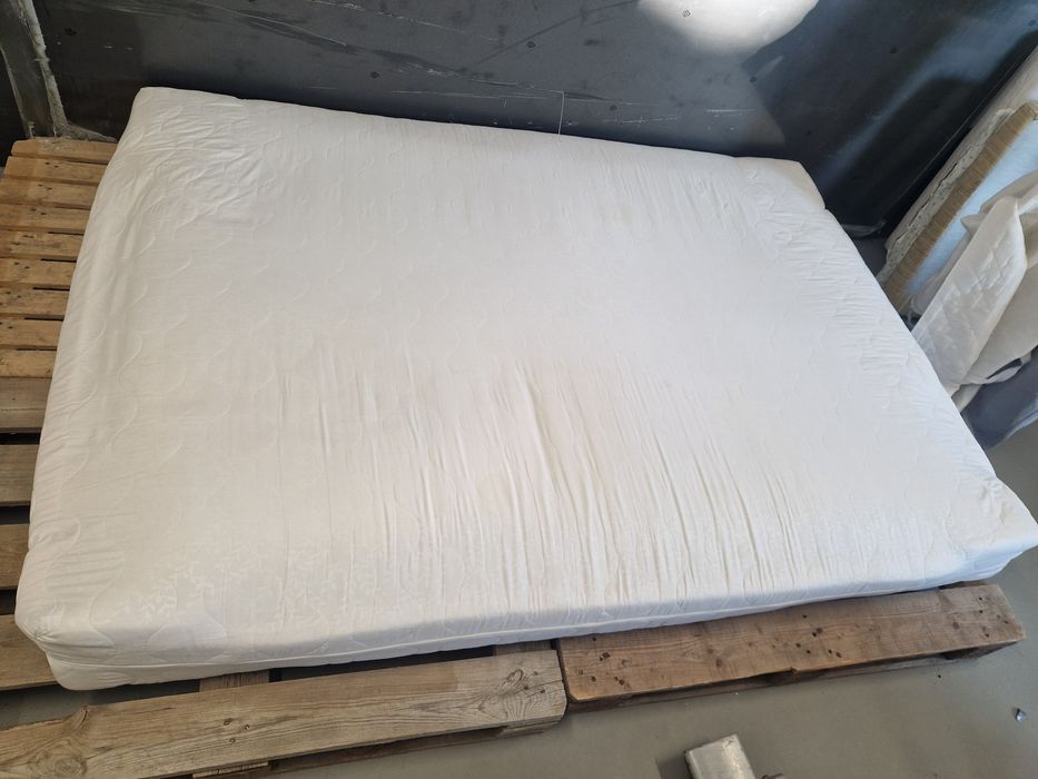 Materace 200x140cm oraz 180x90