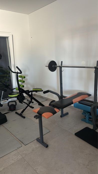 Academia Completa de Musculação e Cardio / seminovos