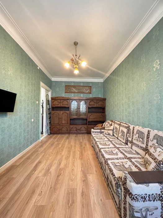 Оренда 2-х кімнатної кватири на Саксаганського 85 М.Українських Героїв