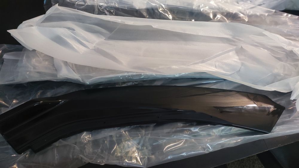 Lip VW Golf MK7 e MK7.5 em preto brilhante (novo)