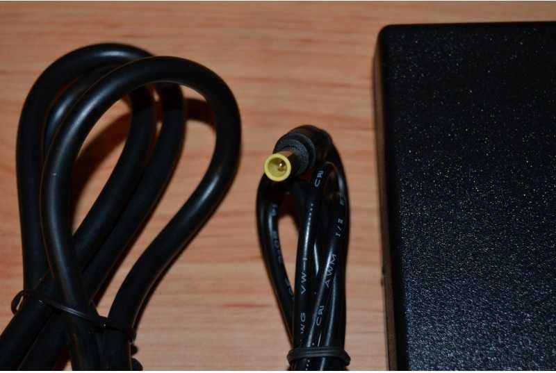 Carregador Sony Vaio SVF152C29M + Cabo