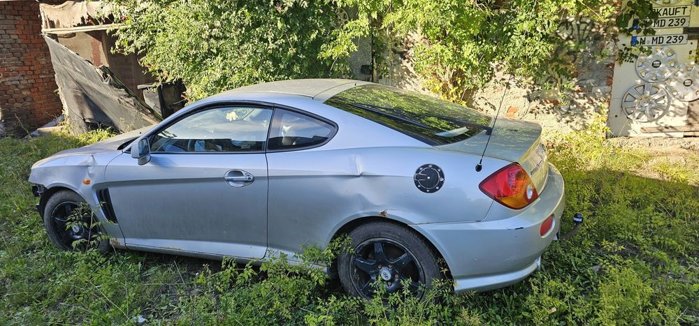 Hyundai Coupe
