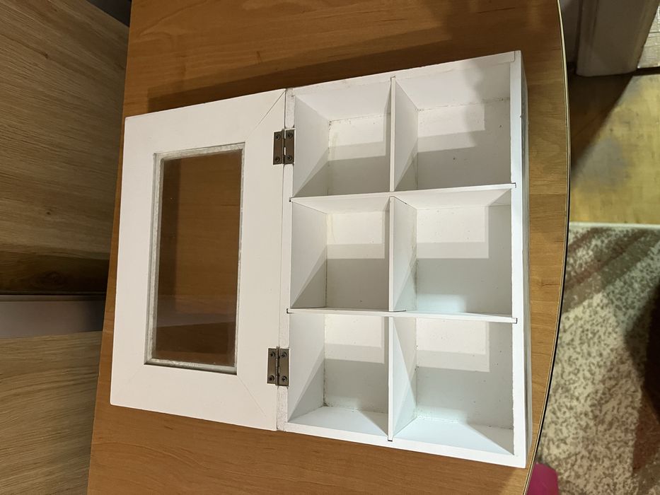 Скринька для прикрас