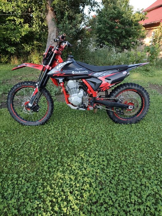 Кові адванс 250 .