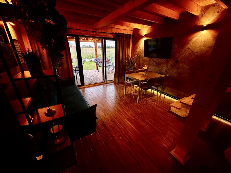 Stodoła Janusz z balią nad jeziorem