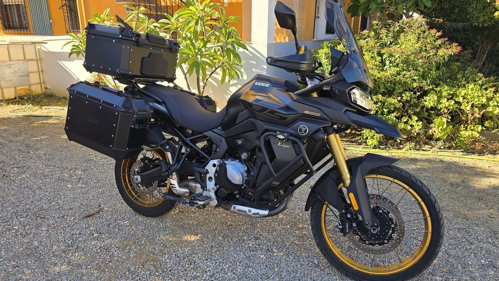 Voge 900DSX
