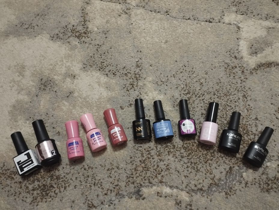 Гель-лаки ,бази для нігтів