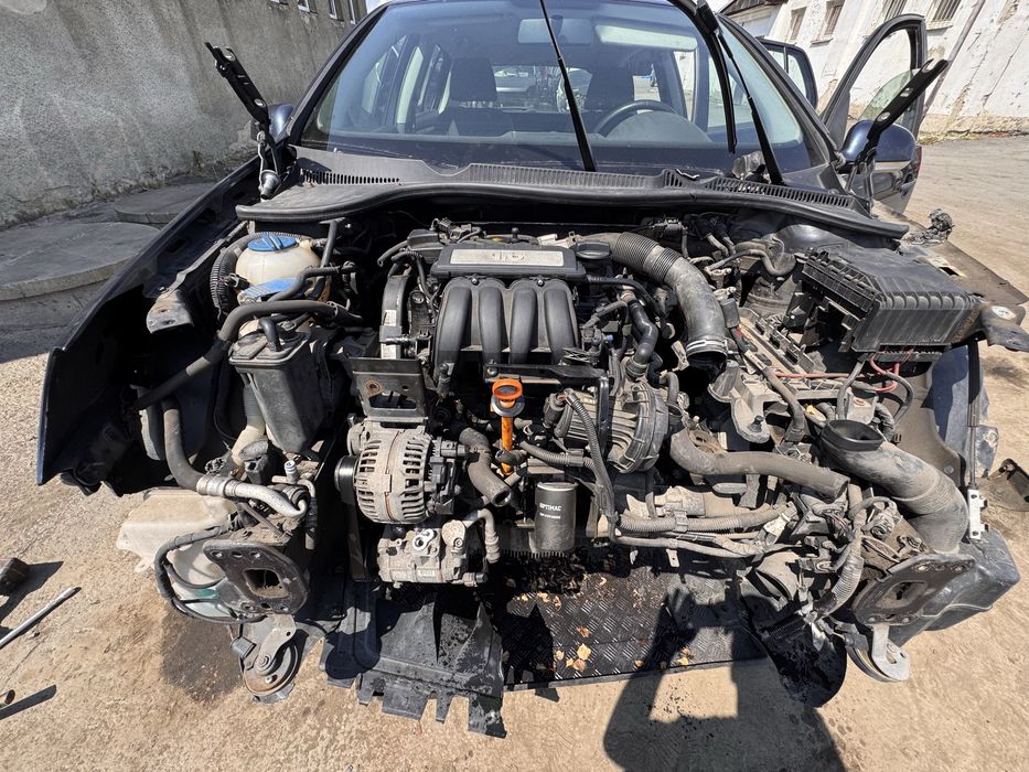 Двигун 1.6 BSE мотор двигатель VW Seat audi skoda гольф 5 октавія каді
