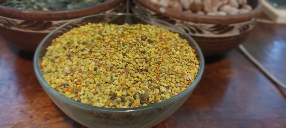 Бджолиний пилок ,обножка пчел, пчелиная пыльца,пыльцезборник