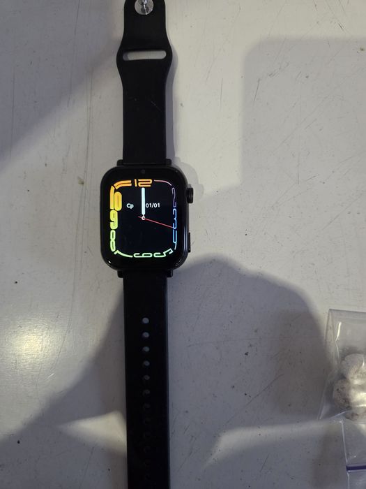 Продам часы детские смарт