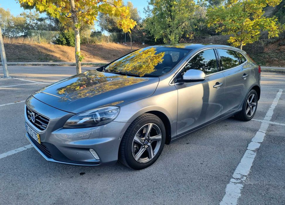 Volvo V40