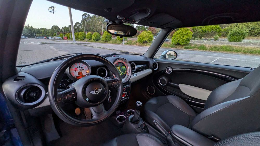 Mini Cooper D 1.6 Diesel | 2013 | 100.000 km | GPS |