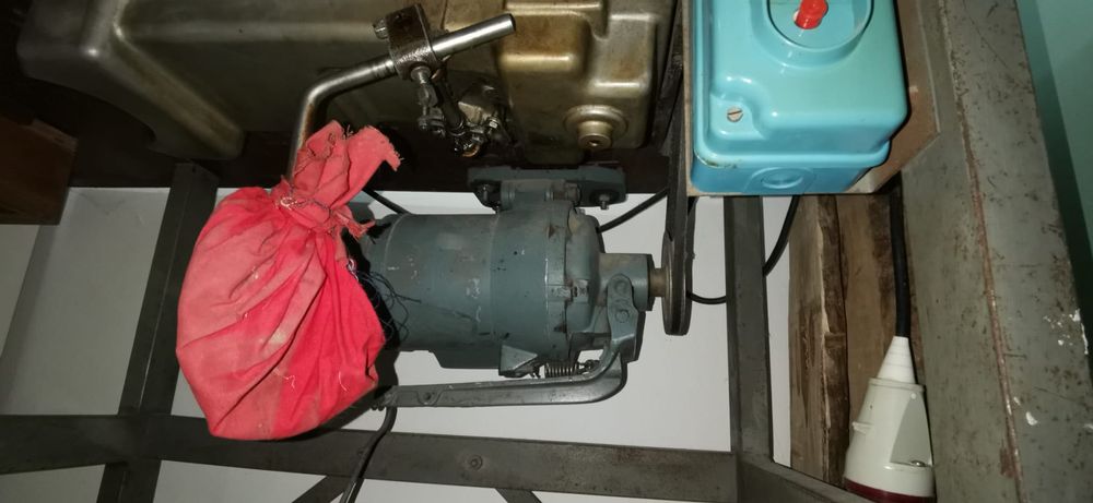 Maquina de costura ponto corrido JUKI DDL 227