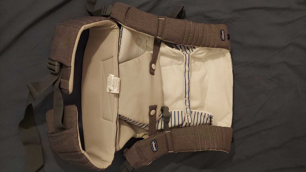 Nosidełko CHICCO Myamaki Complete Grey Stripes