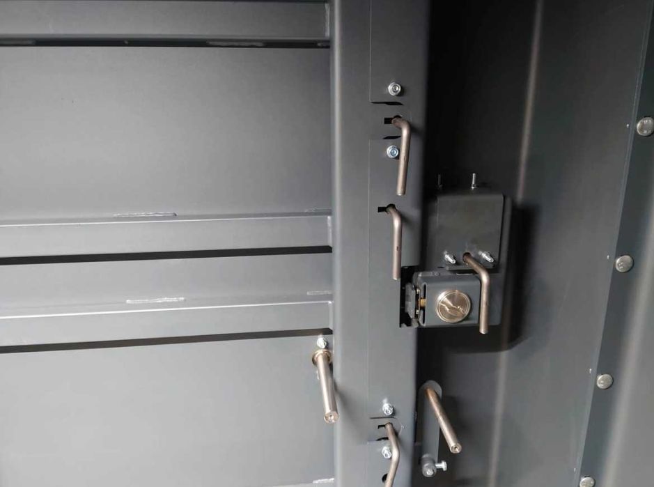 BEZPIECZNY POKÓJ Safe Room/Schronienie dla 8-10 osób