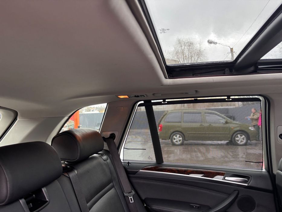 BMW X5 xDrive35i 2011 (E70)