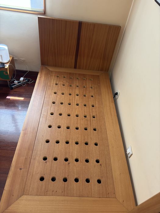 Cama de solteiro 100x190