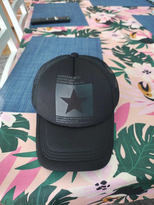 Oddychająca Czapka Trucker z Siatki - Regulowana Czapka Baseballowa