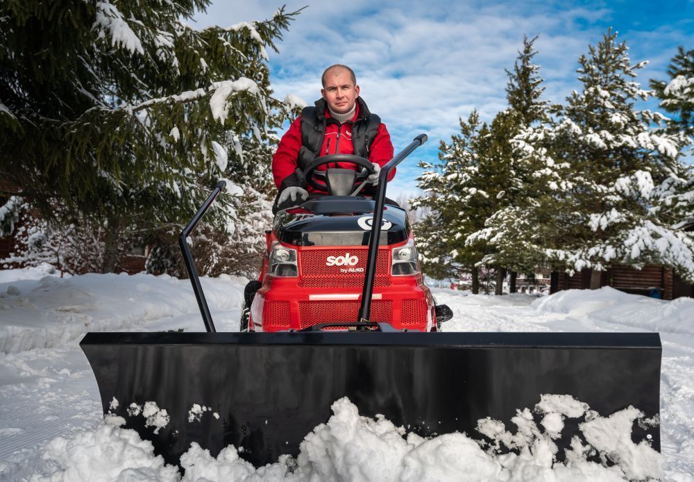 Traktor Kosiarka Solo T 22-110.4 HDH-A V2 Karczownica Do Wysokich Traw