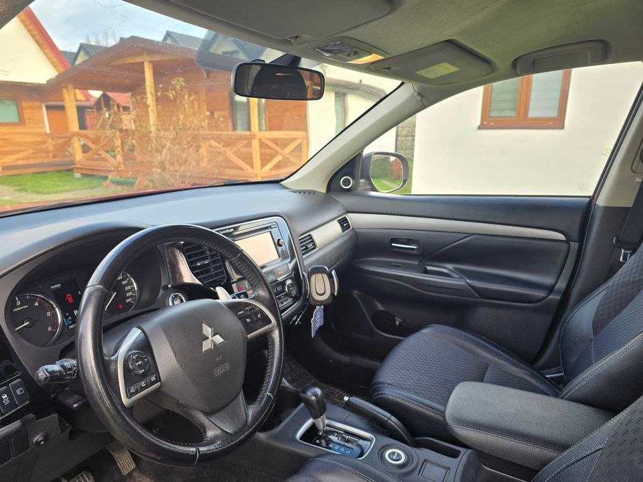 Mitsubishi Outlander, 2.2 diesel, 4wd +hak